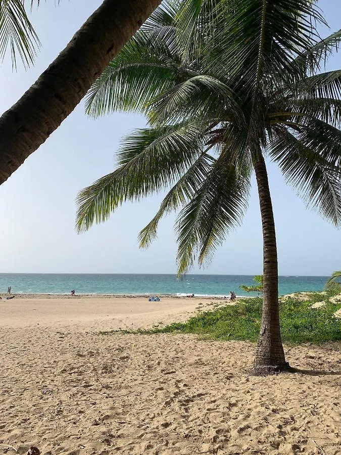 Footprints Beach House At Yardley Place San Juan