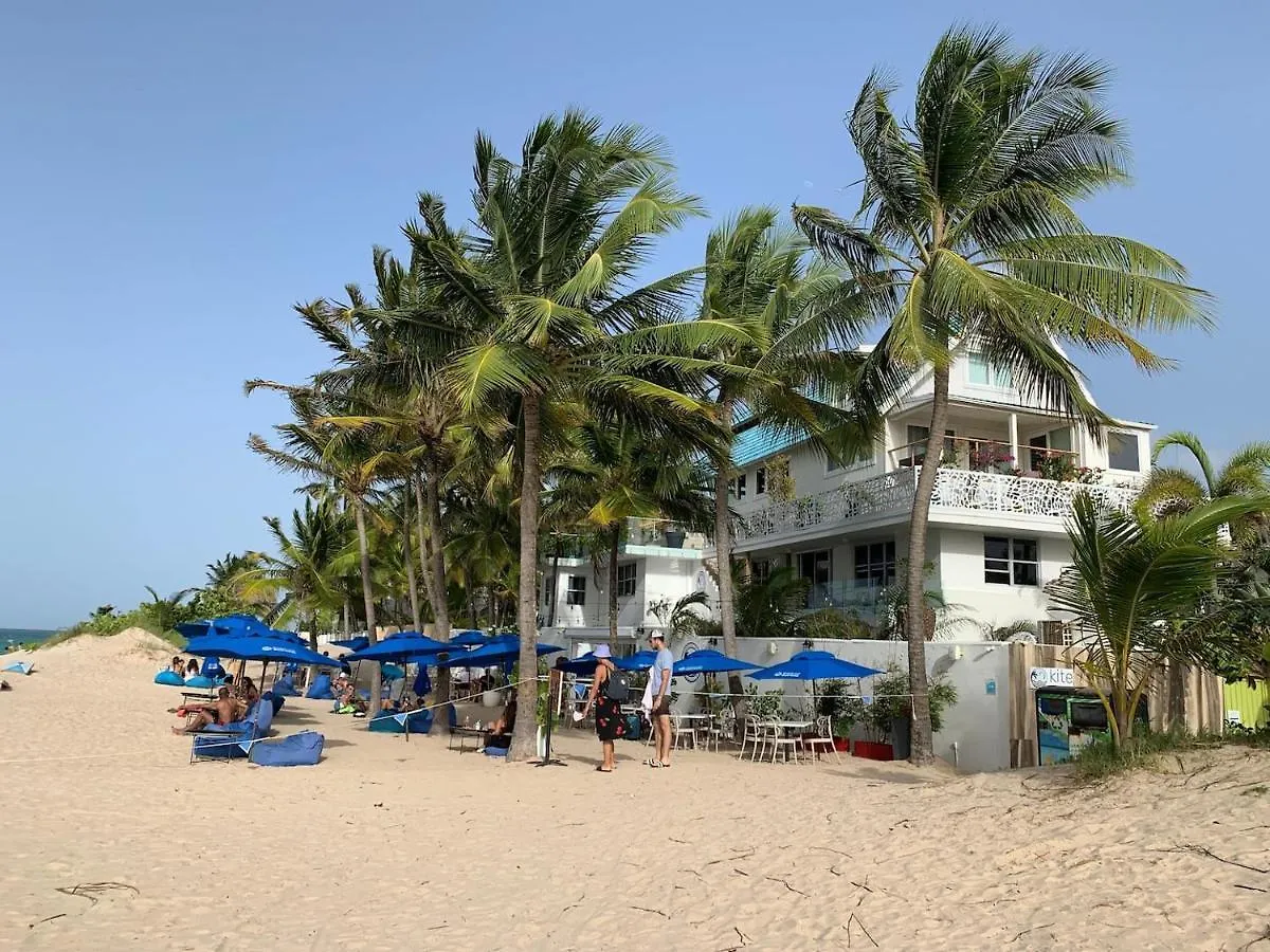 Footprints Beach House At Yardley Place San Juan